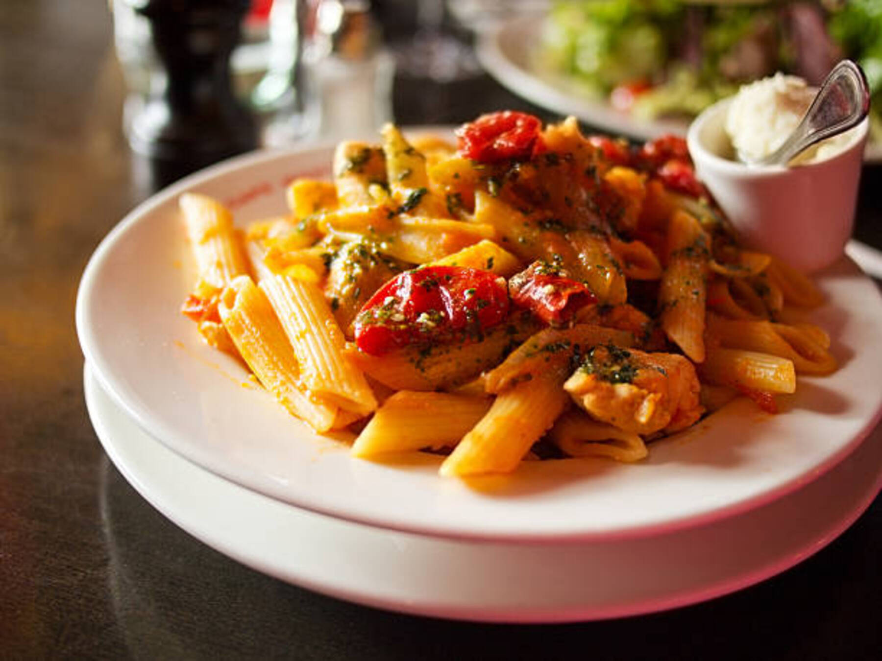 Köz Biberli Tavuklu Penne