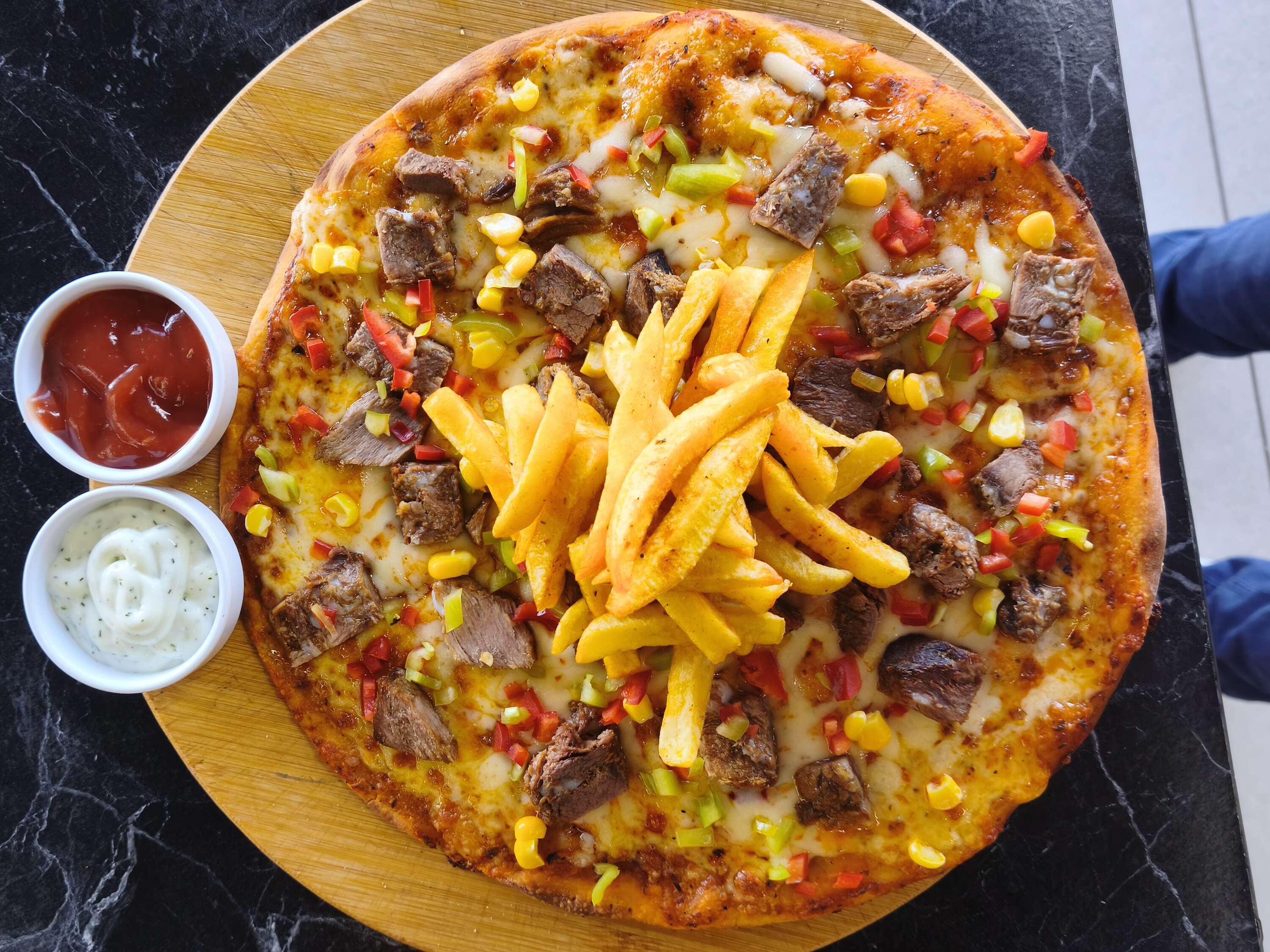 KAVURMALI PİZZA