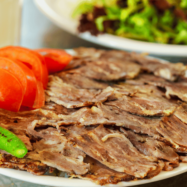 Yaprak Döner