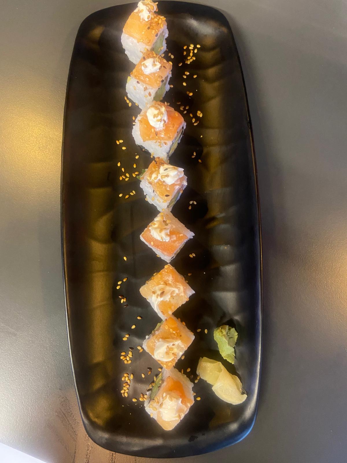 PHILADELPHIA ROLL - 8 Pcs