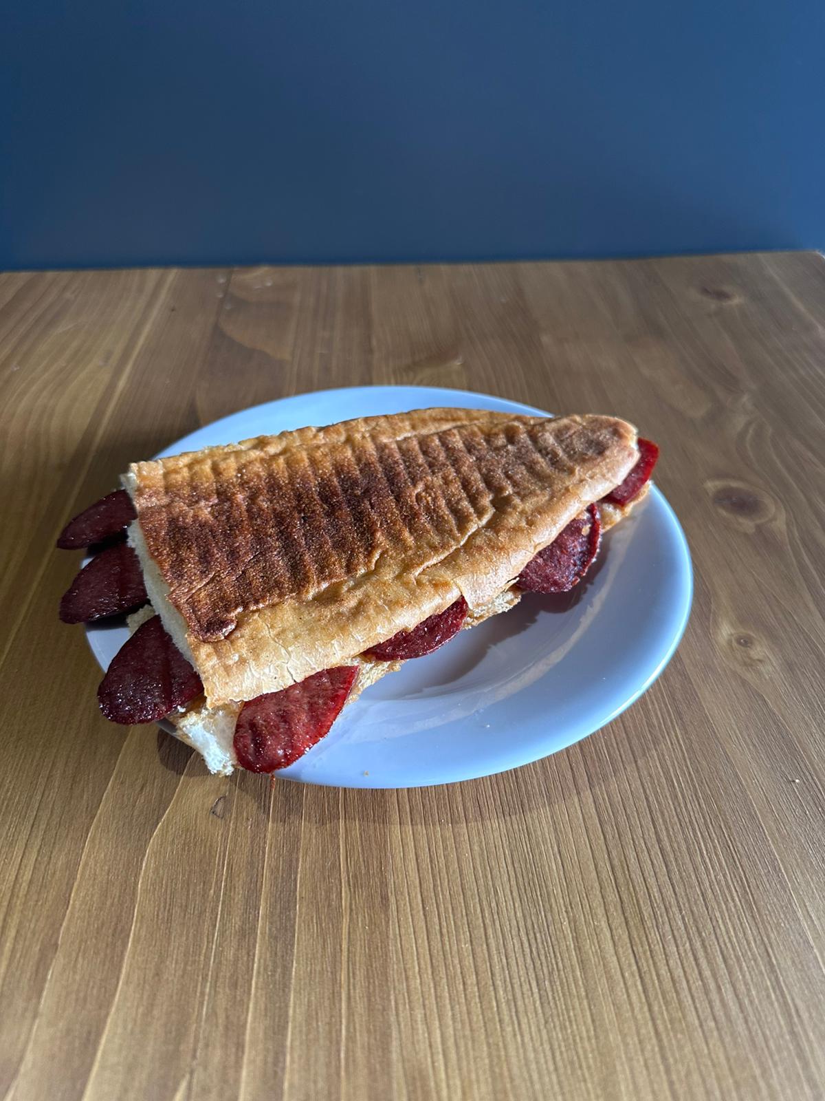 Sucuklu Tost