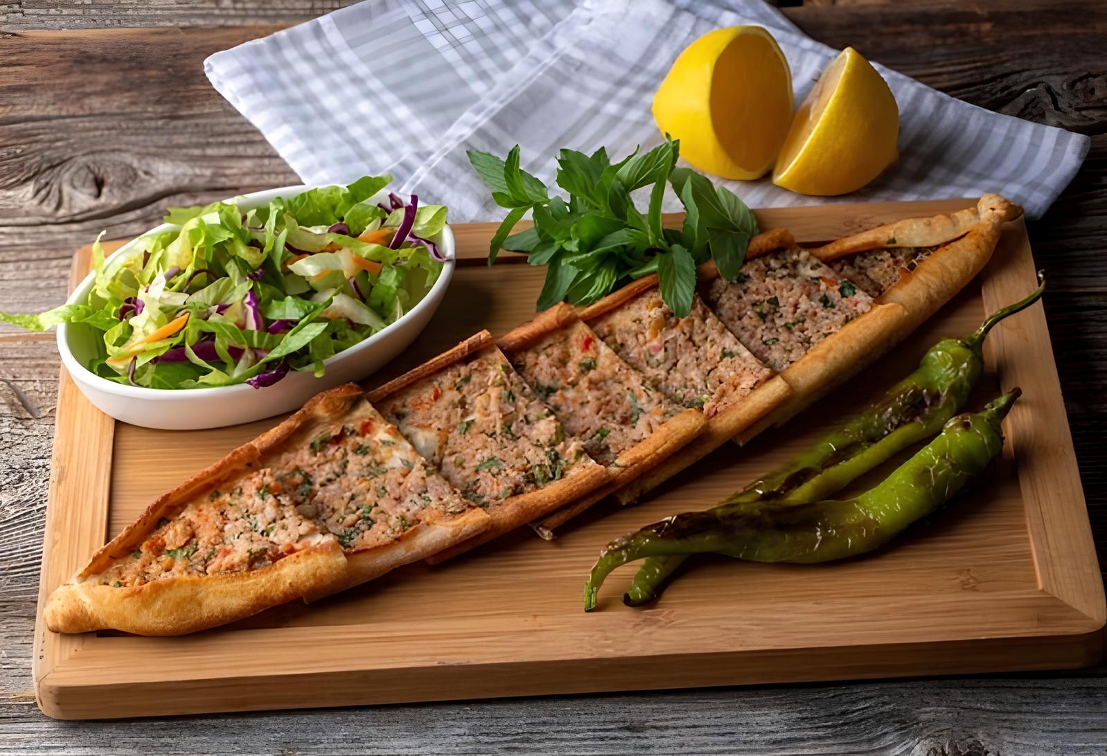 Minced Meat Pide, 1.5 Portions