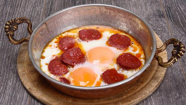 Sucuklu Yumurta 