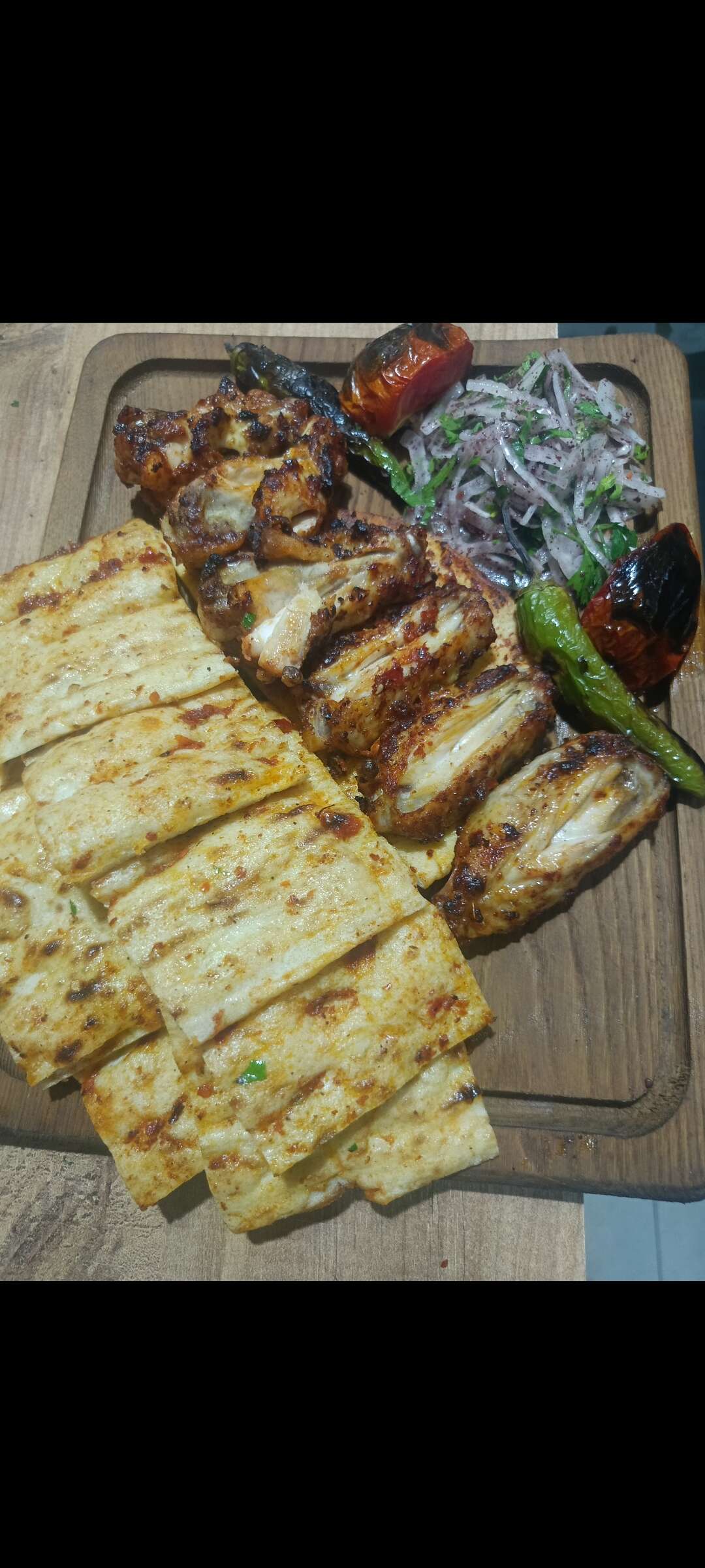 Karışık Kanat 
