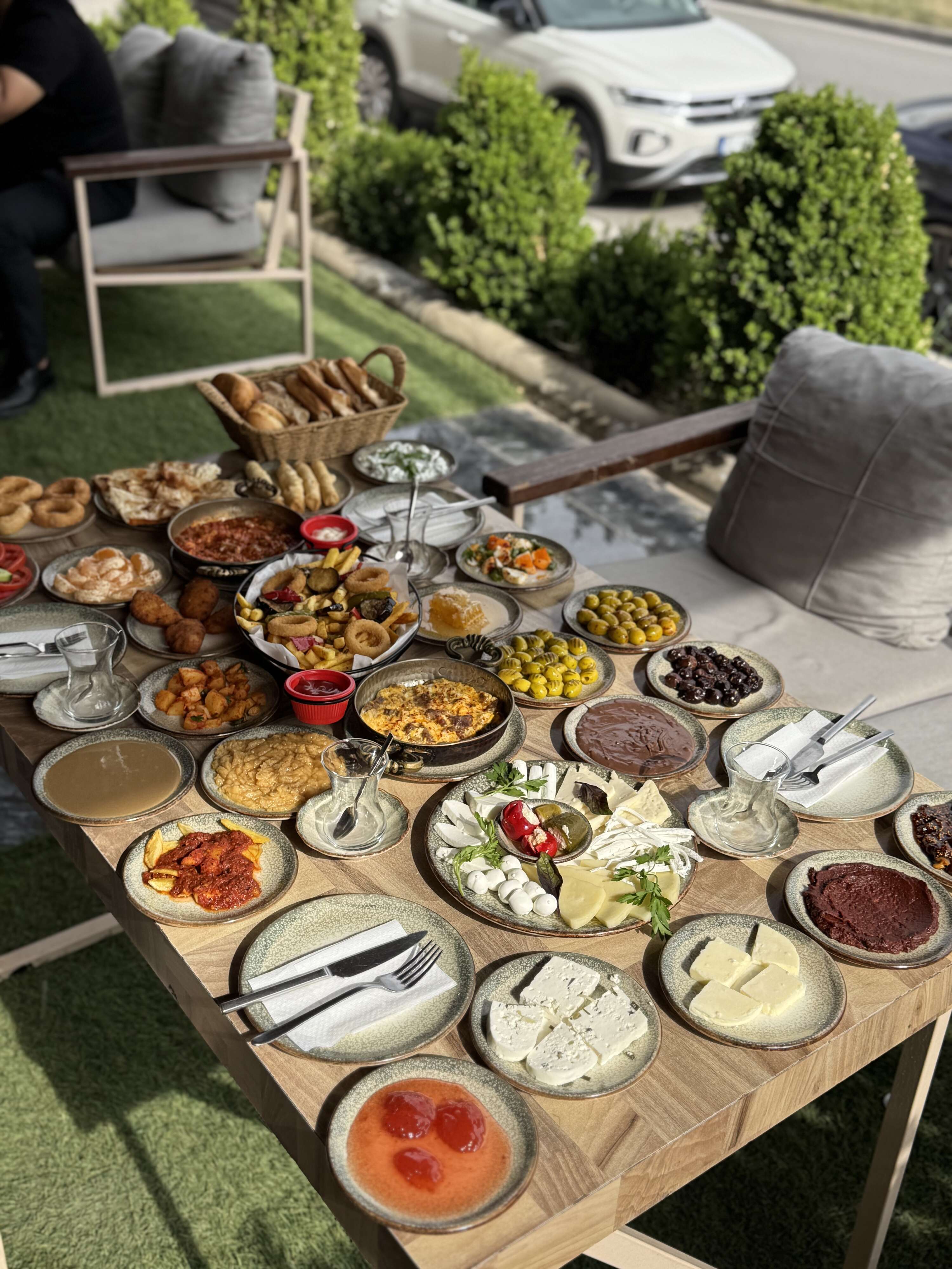 Serpme Turkish breakfast