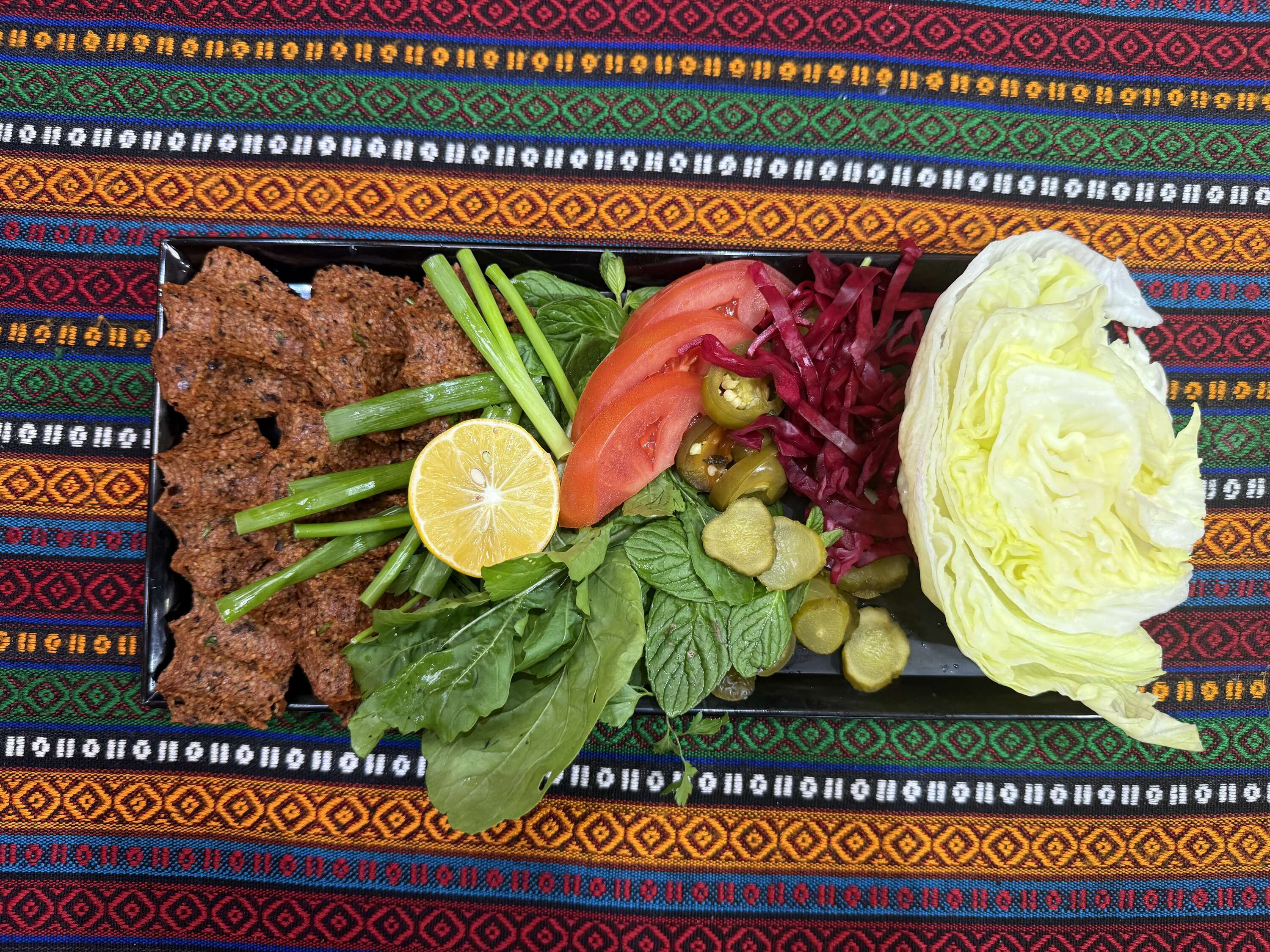 Çiğ köfte (half portion, spicy or mild)