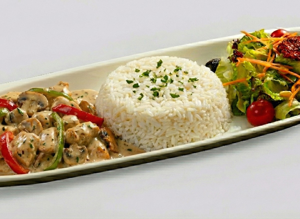 Chicken with mushroom sauce