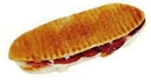 Tüm ekmeğine karışık tost