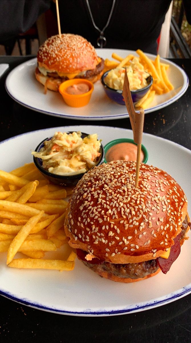 Hamburger + Patates