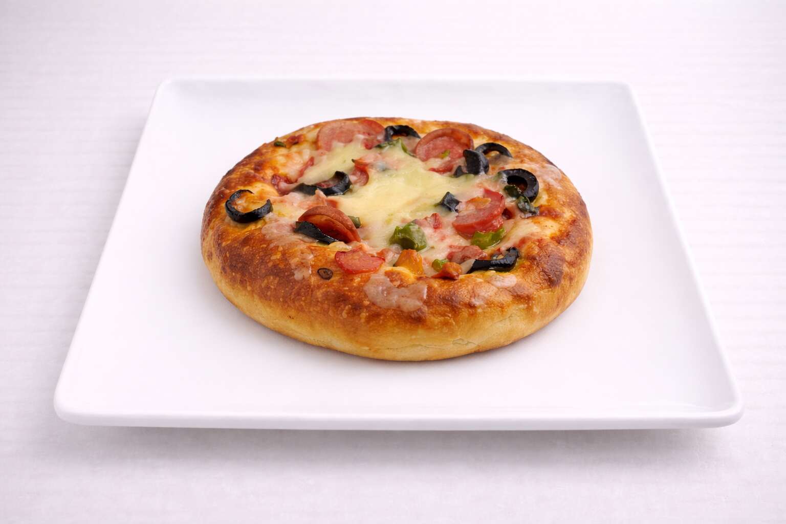 YUVARLAK PİZZA