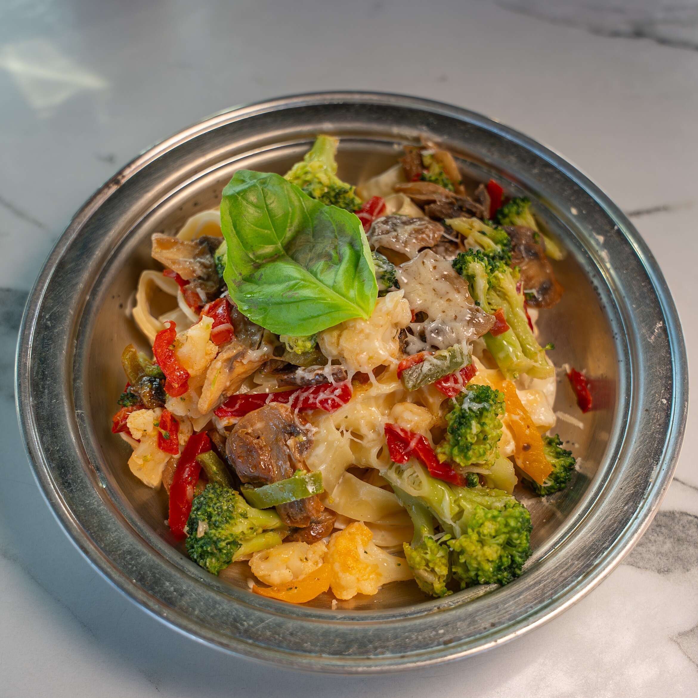 Vegetable Fetuccine (Fettucine Sebzeli)