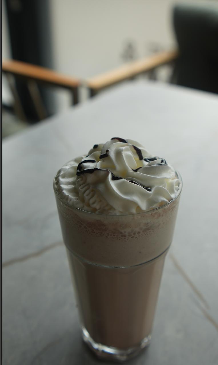 ÇİKEKLİ MİLKSHAKE