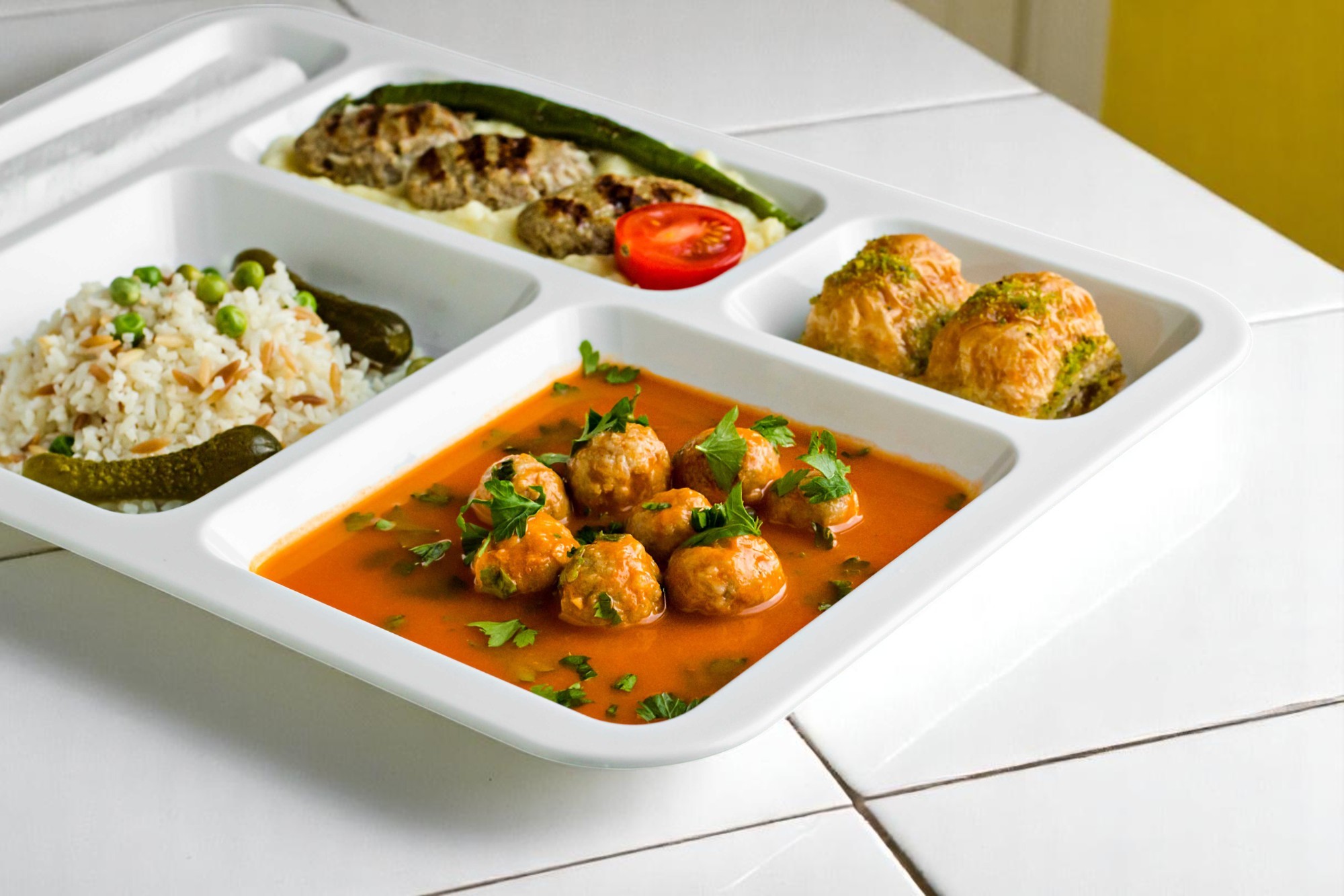 3 Çeşit Yemek | Main Course