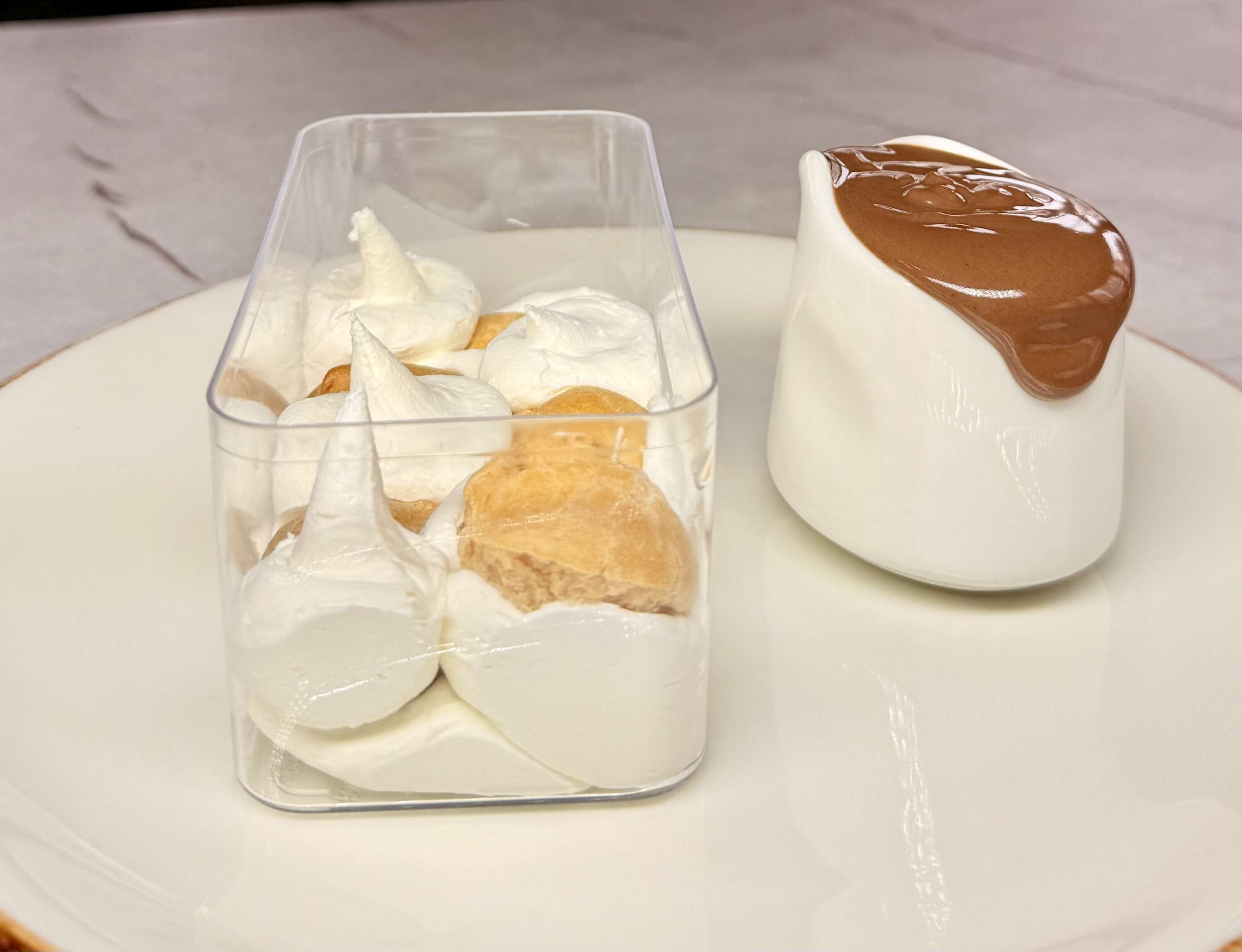 PROFİTEROL CUP (NUTELLA İLAVE)