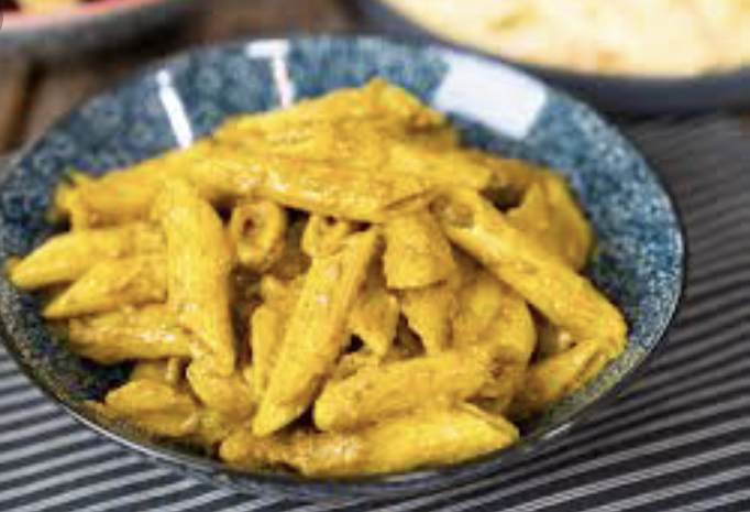 Pasta with curry sauce