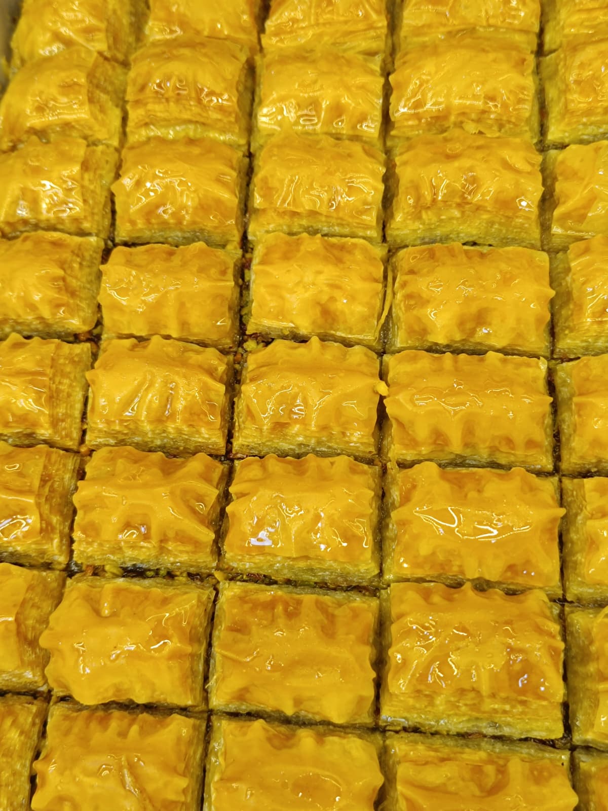 Sade Yağlı Baklava