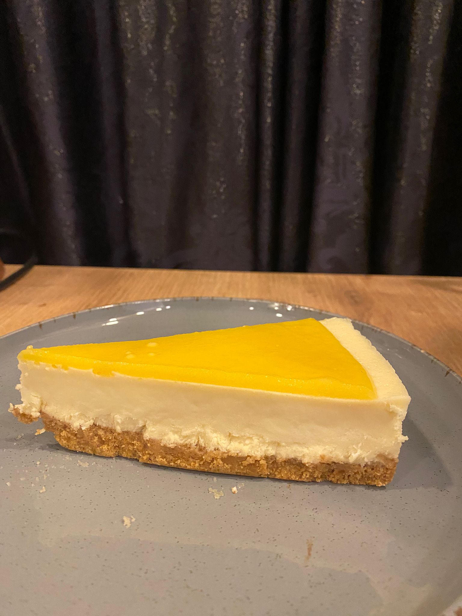 Lemon cheesecake