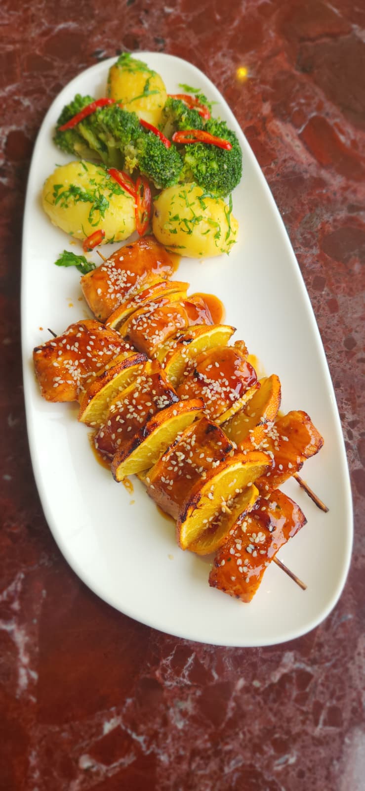 Teriyaki Soslu Somon Şiş ( 180 gr )