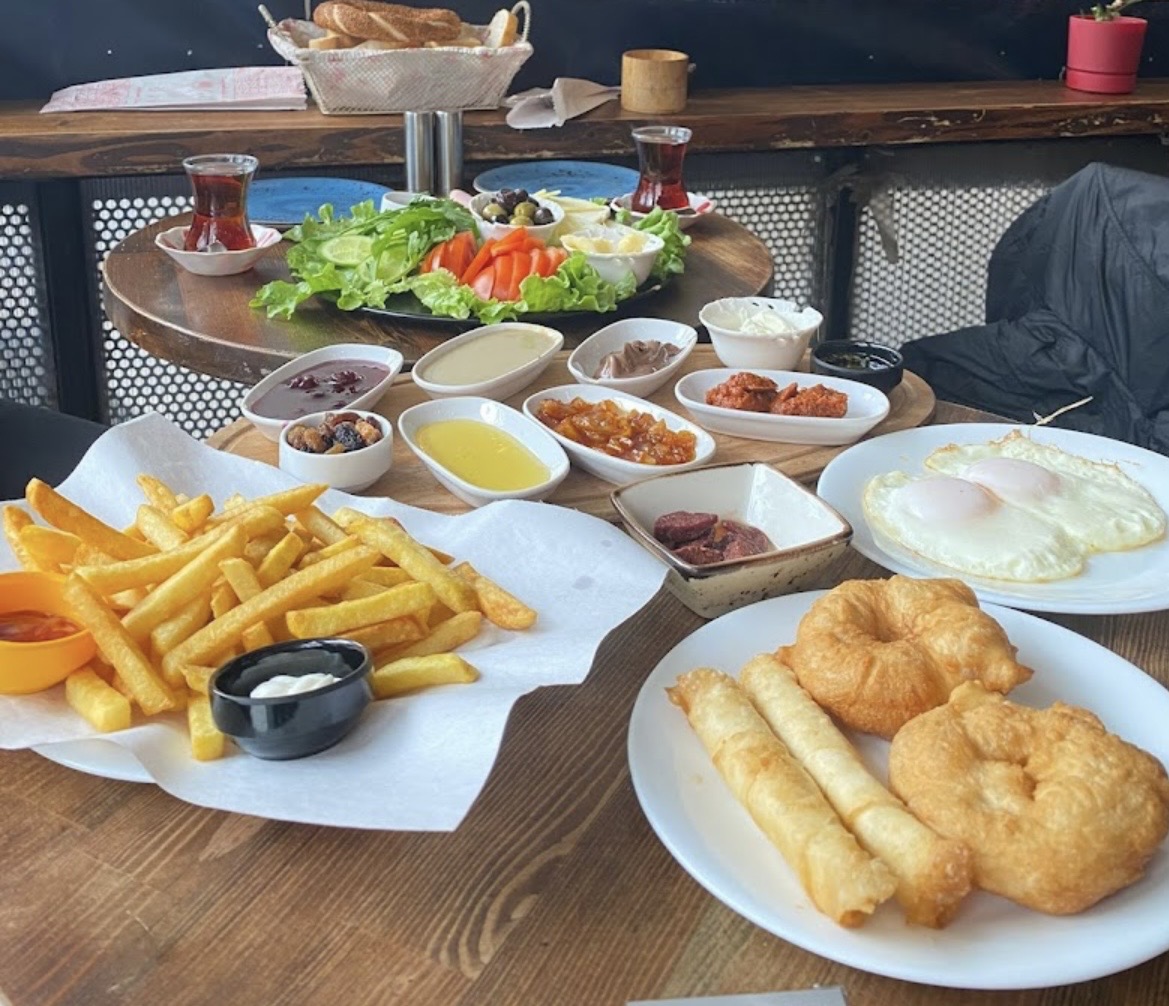 Turkish mixed breakfast for two with unlimited tea
