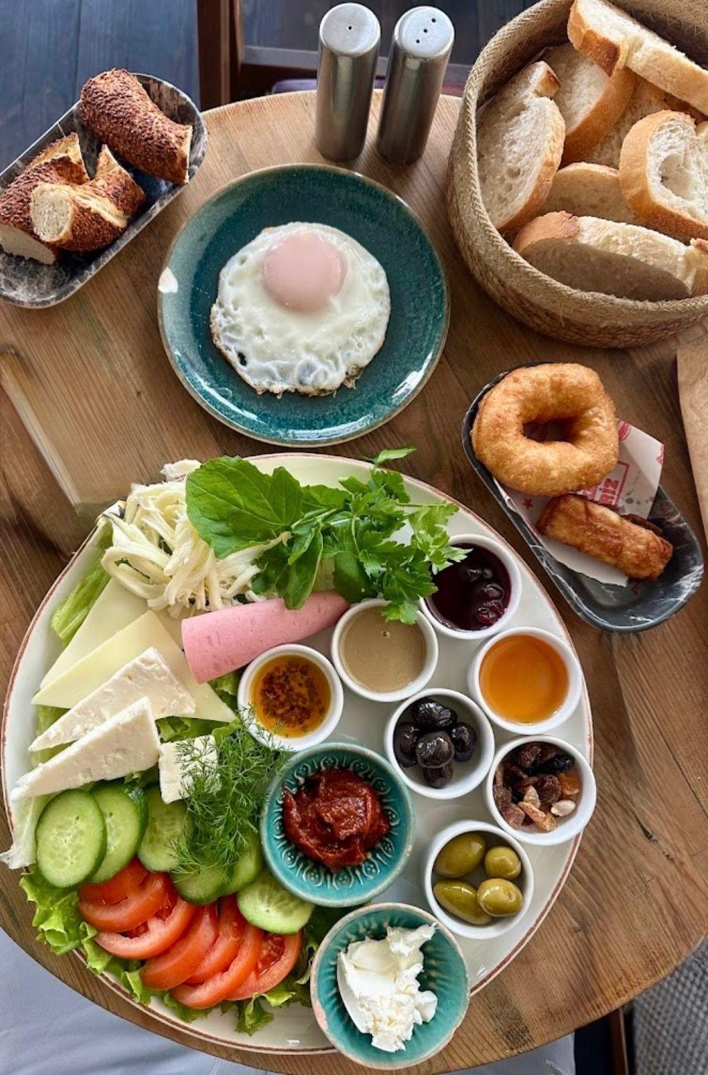 Mother's breakfast