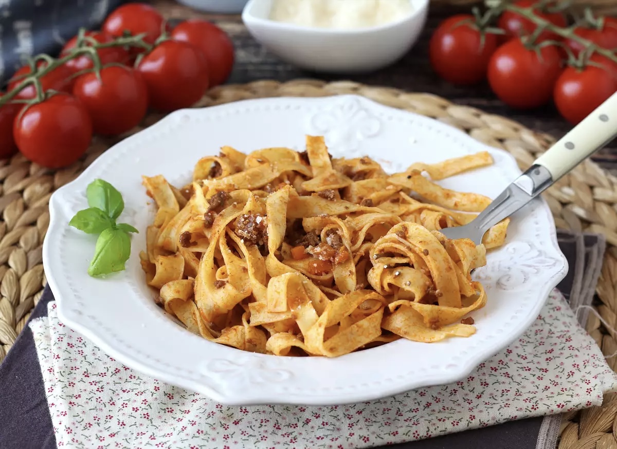 Bolonez sos