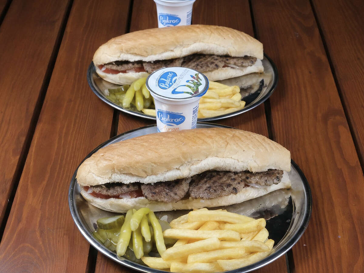 Meatball sandwich meal