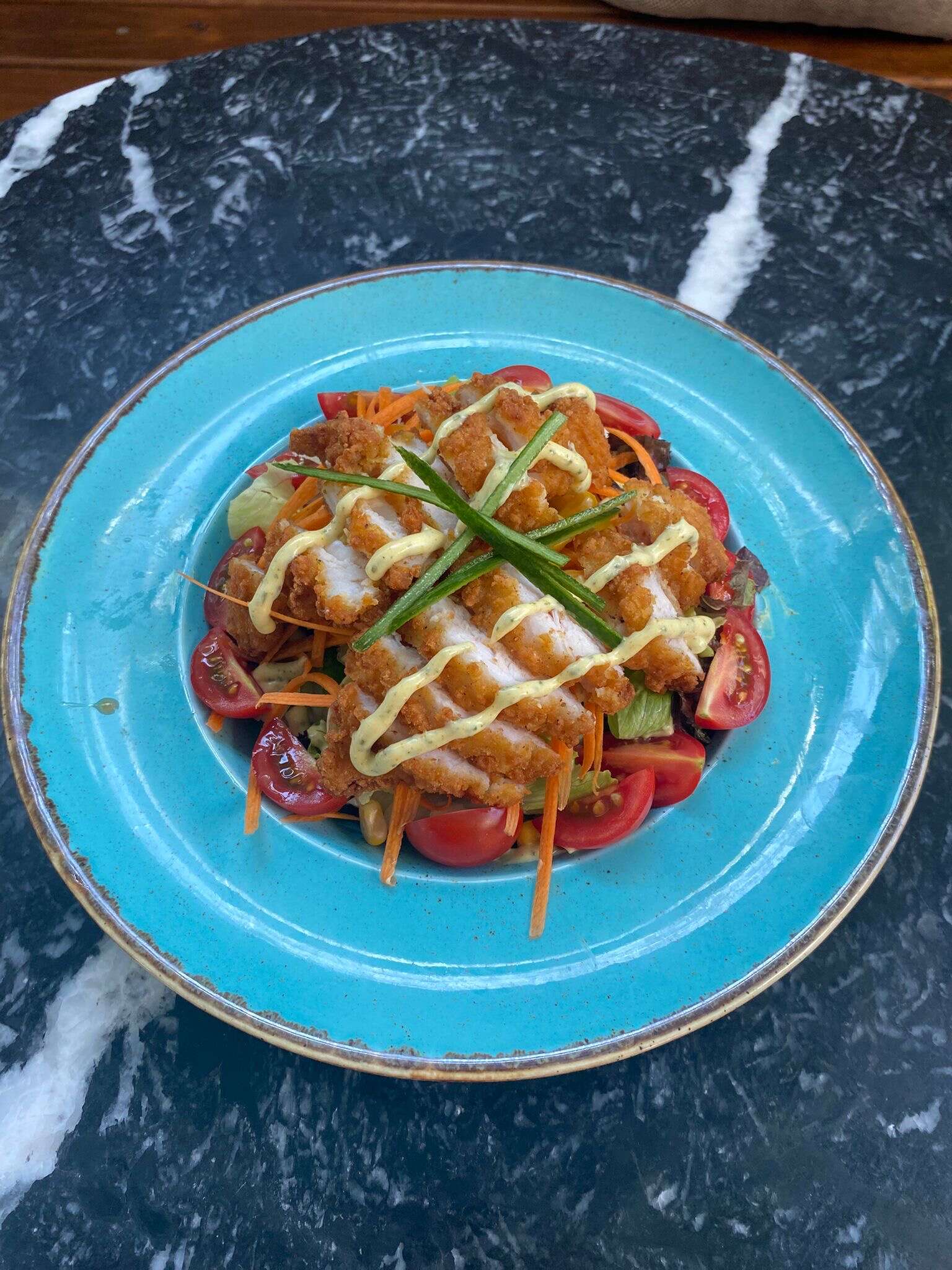 Çıtır Tavuk Salata