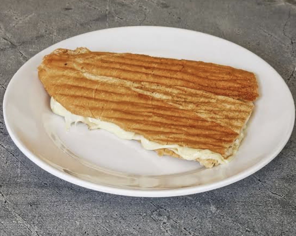 Kaşarlı sanayi tostu