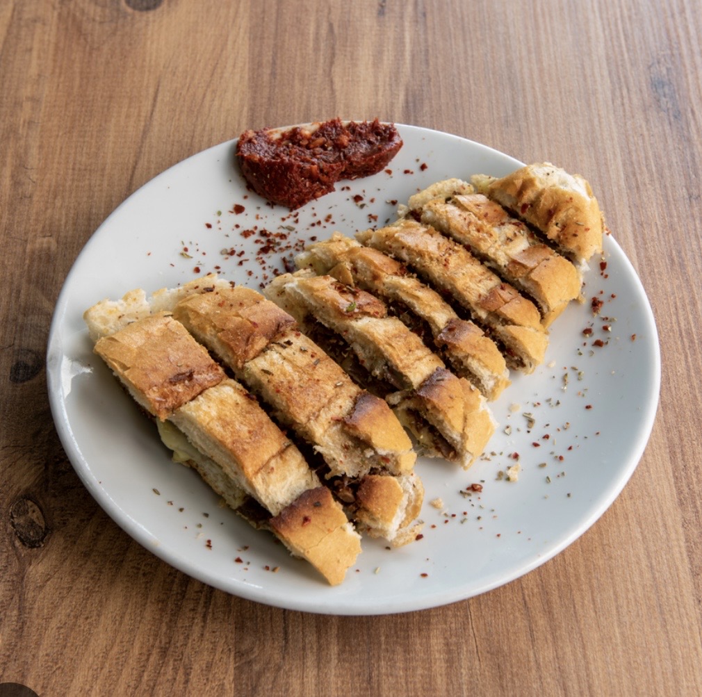 Kavurmalı sanayi tostu