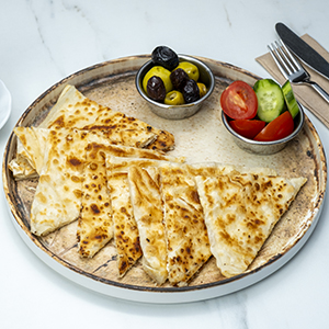 BEYAZ PEYNİRLİ GÖZLEME