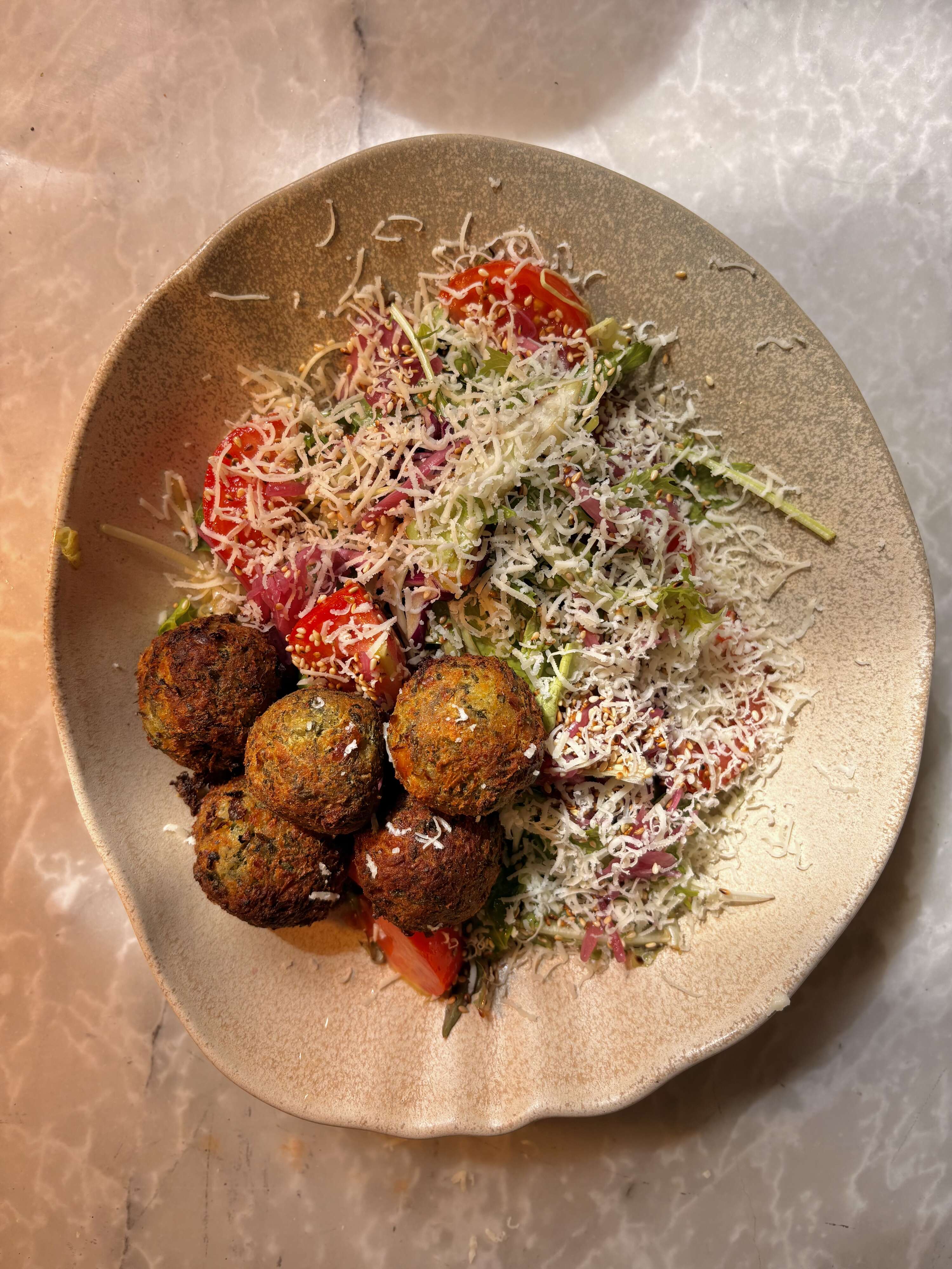FALAFEL- YEŞİL SALATA