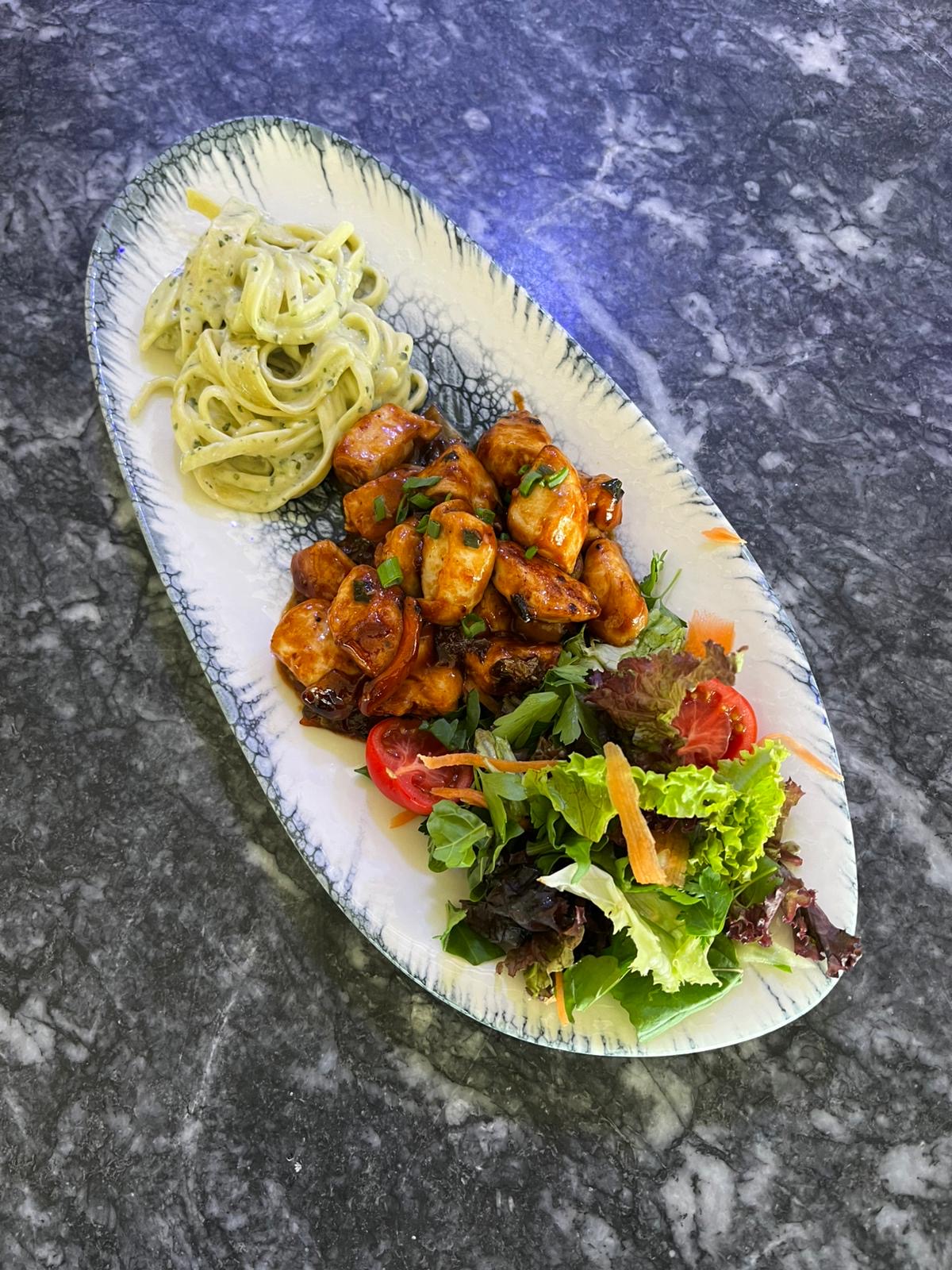 BARBEKÜ SOSLU TAVUK