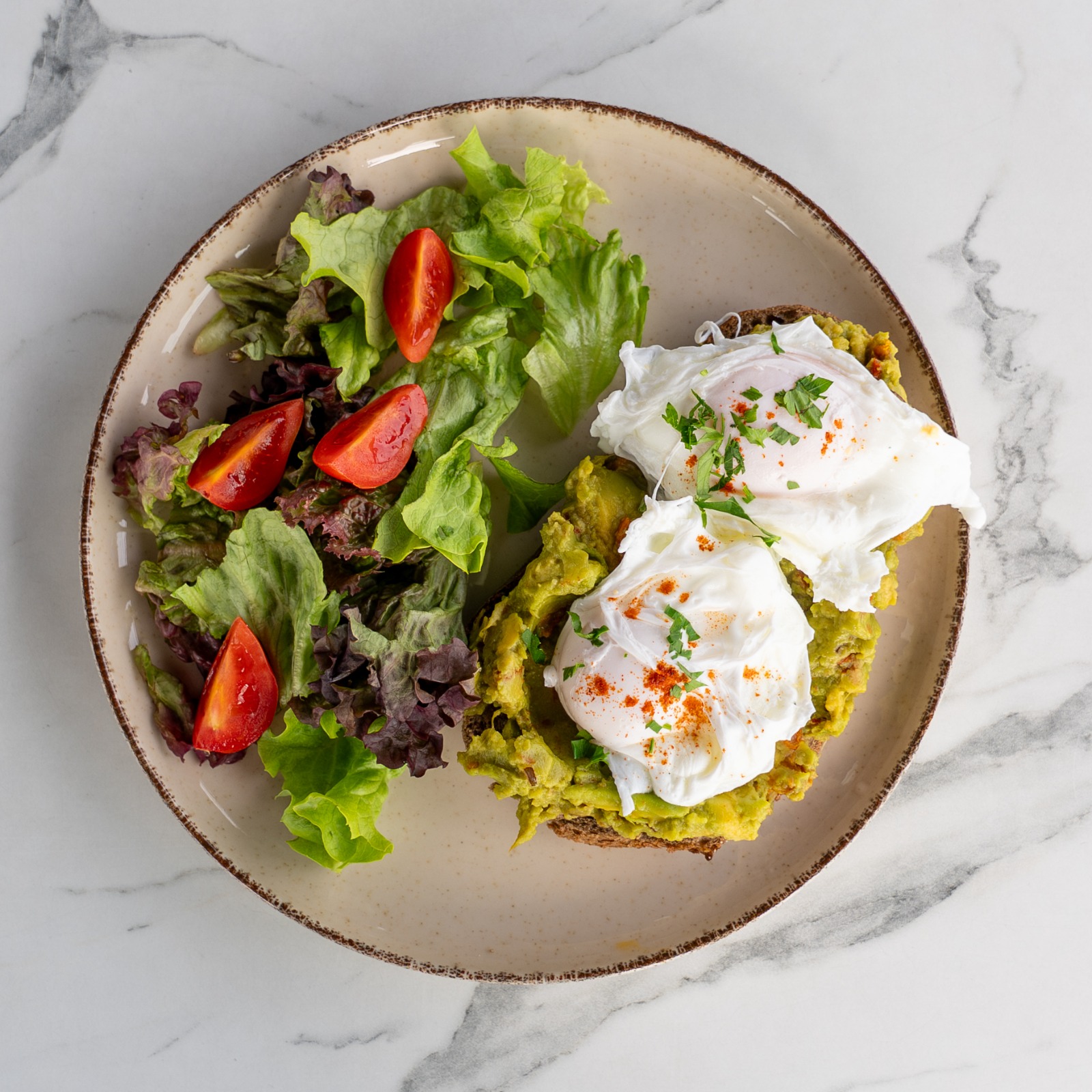 Avokado Poşe Yumurta (Avocado Poached Egg)