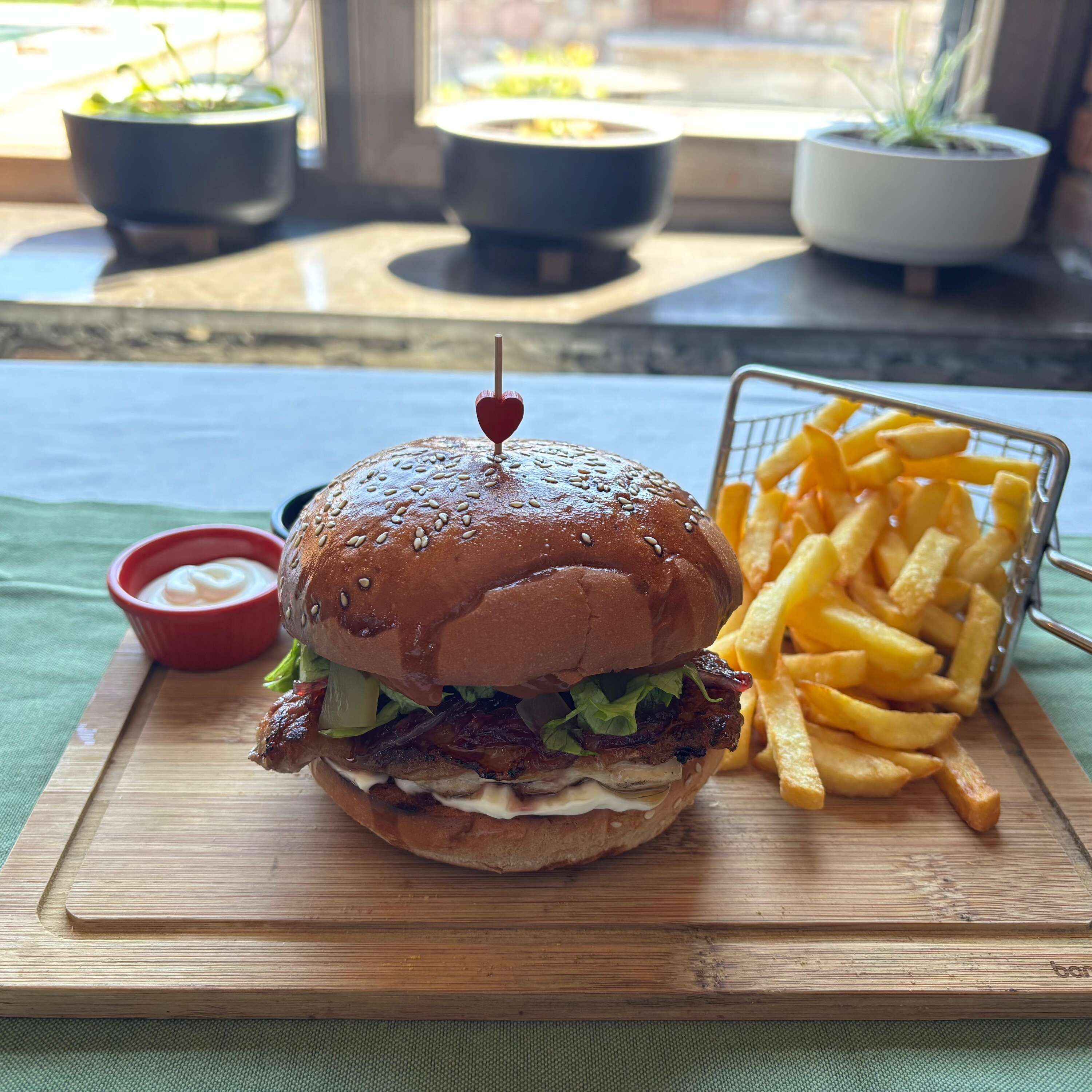 Gurme Rezve Burger (Tavuk)