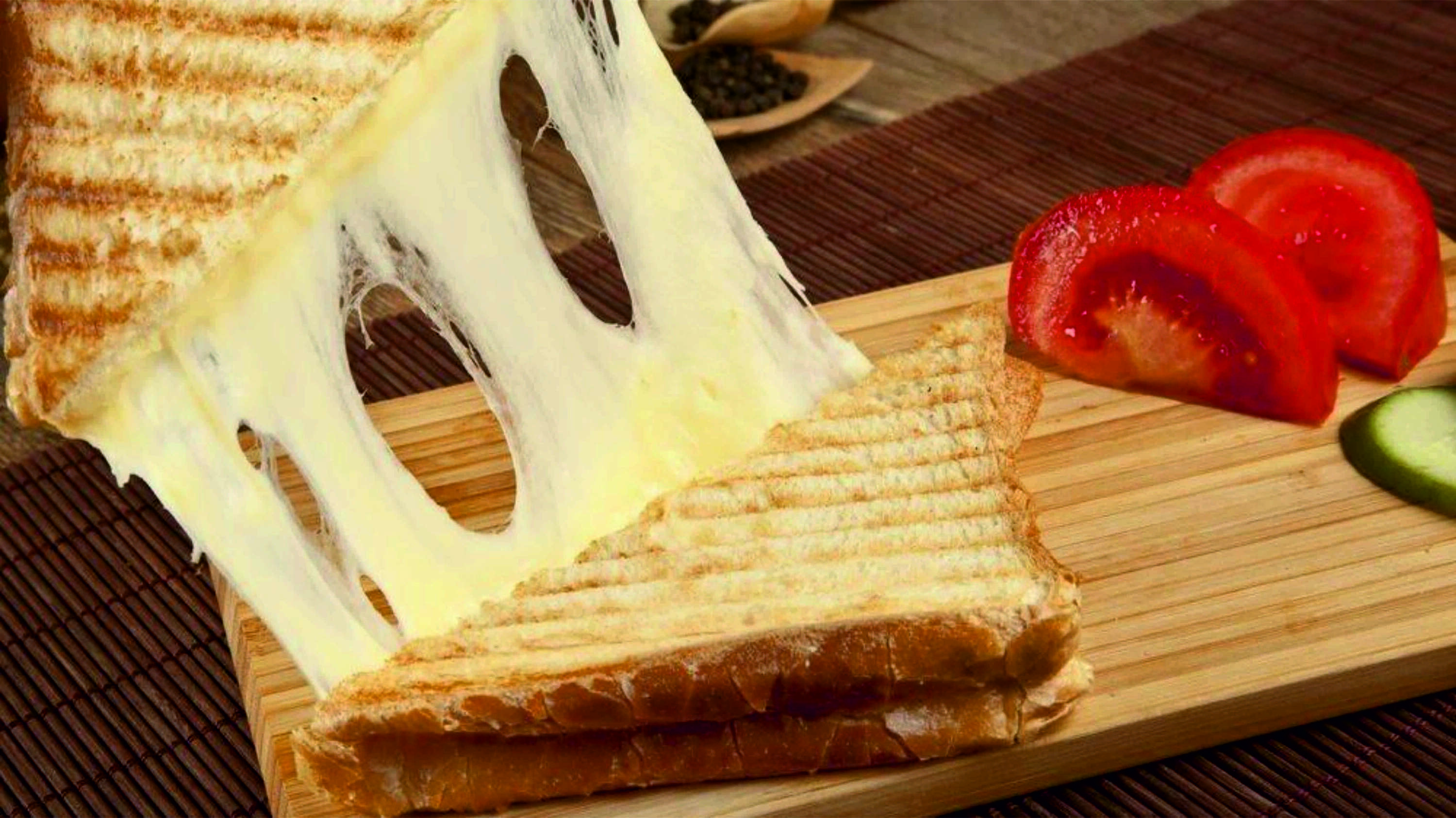 Kaşarlı toast