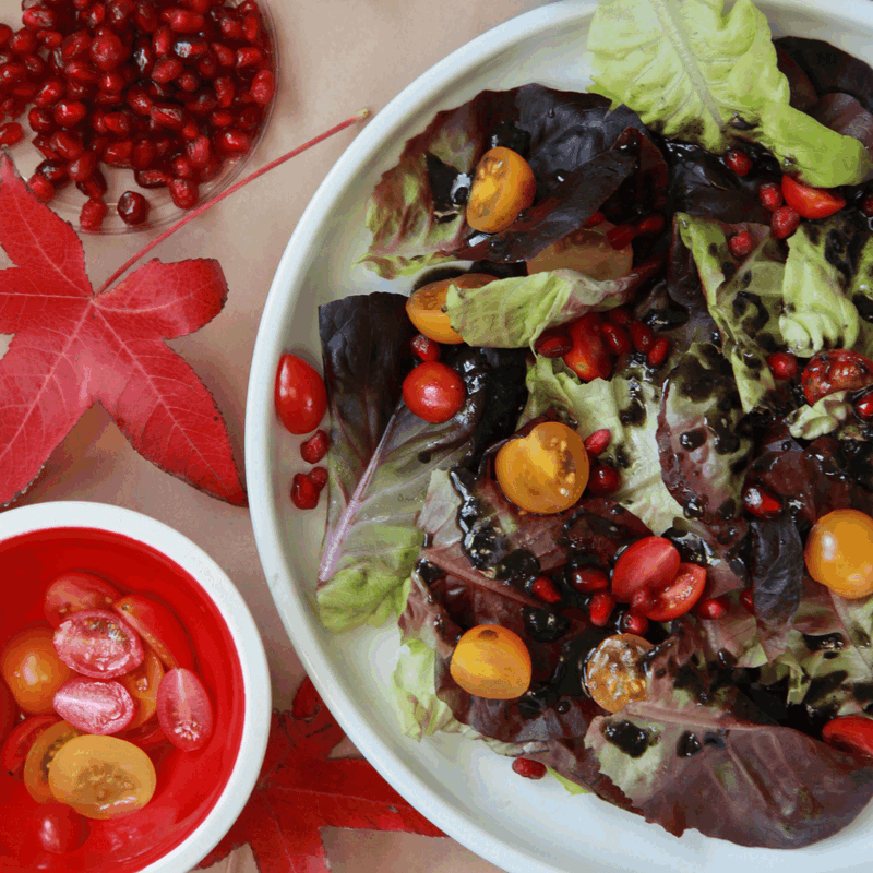 Narlı Roka Salatası