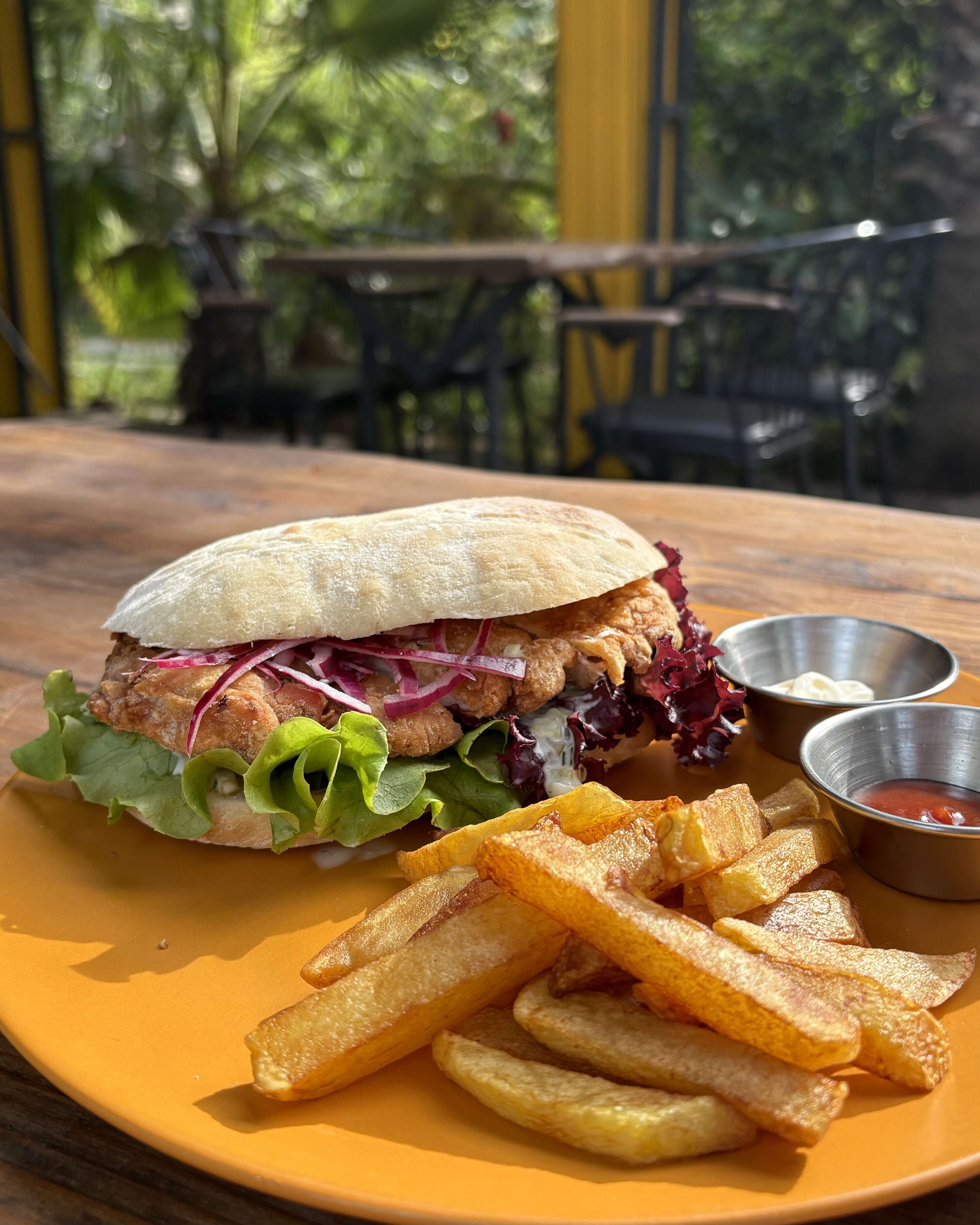 Tavuk But Sandviç / Crispy Chicken Sandwich