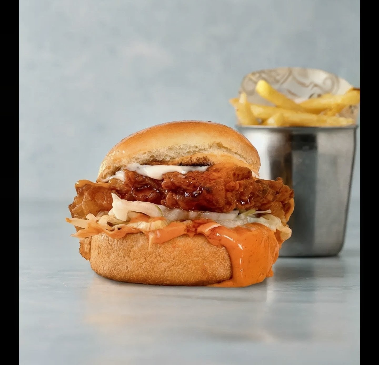 CHİCKEN CRİSPY BURGER