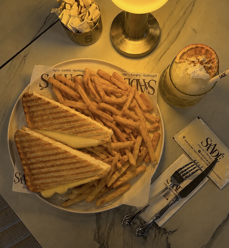 KAŞARLI EKMEK TOST MENÜ