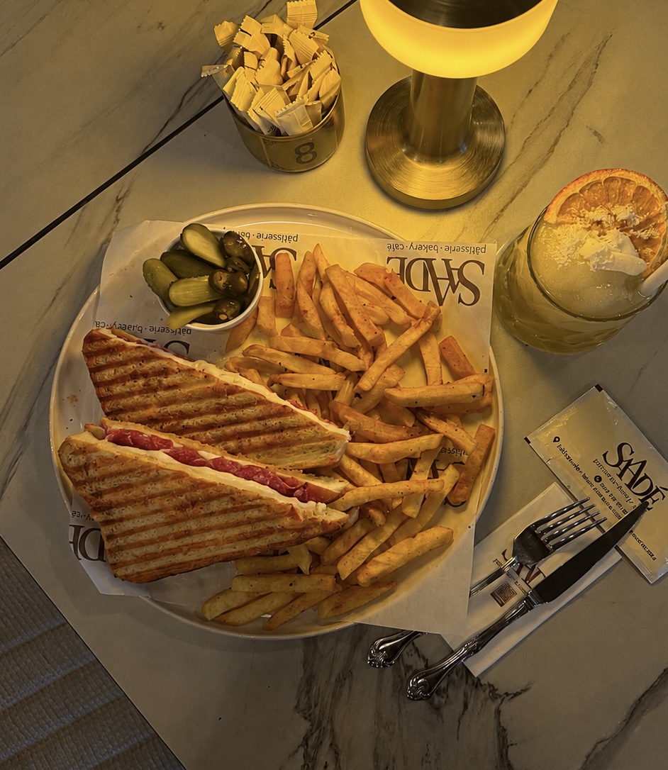 KARIŞIK EKMEK TOST MENÜ