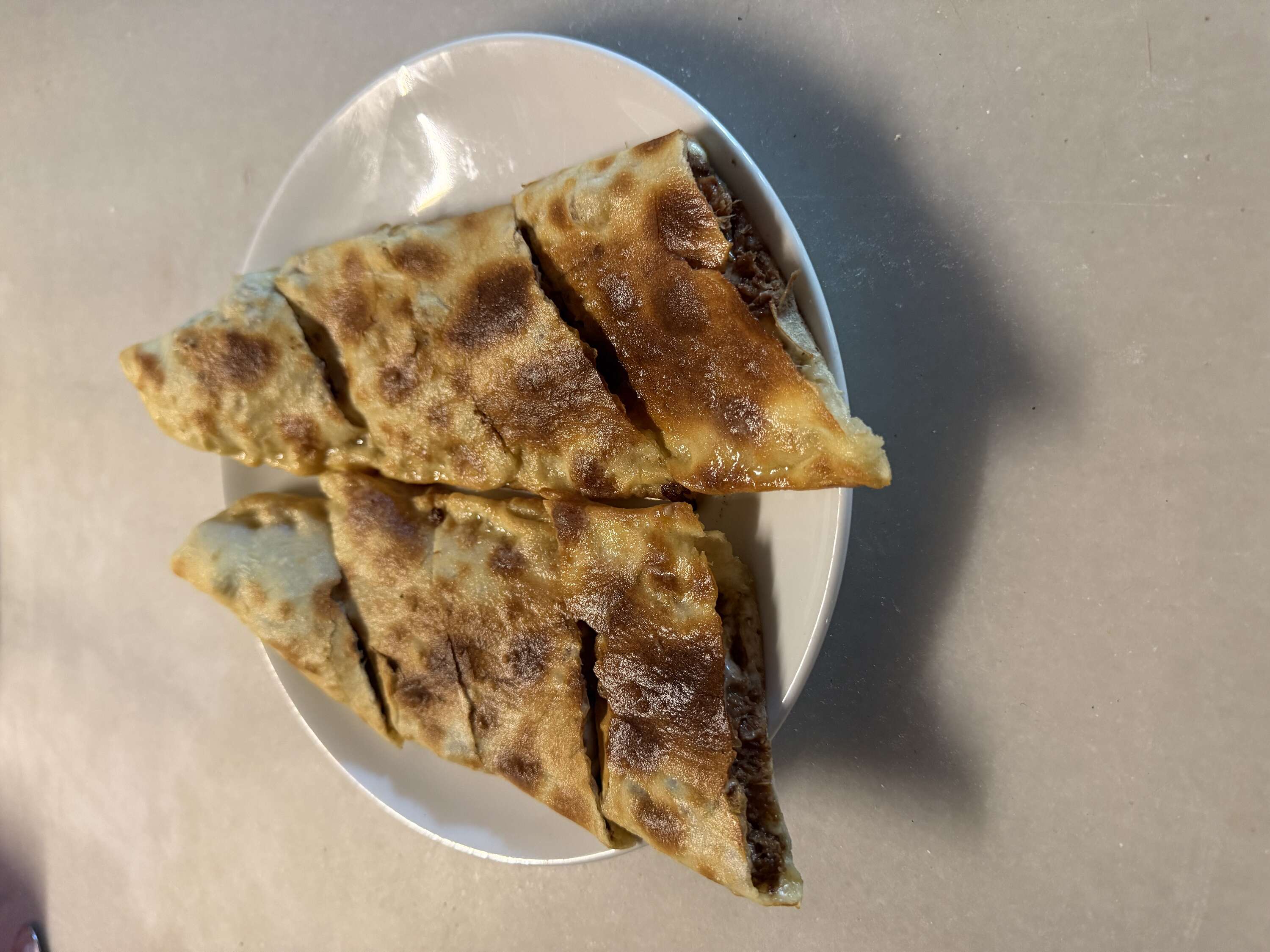 Kavurmalı Pide(Roasting with cheese Pita)