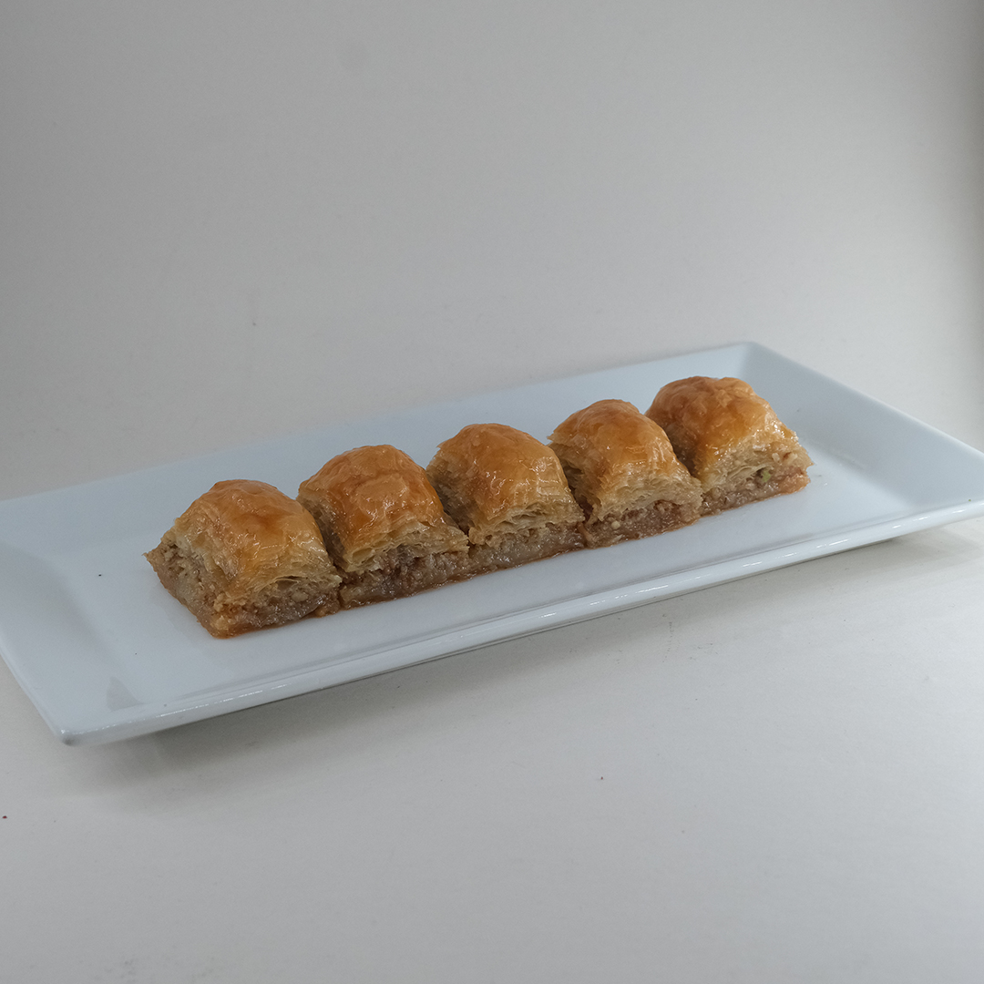 CEVİZLİ BAKLAVA 