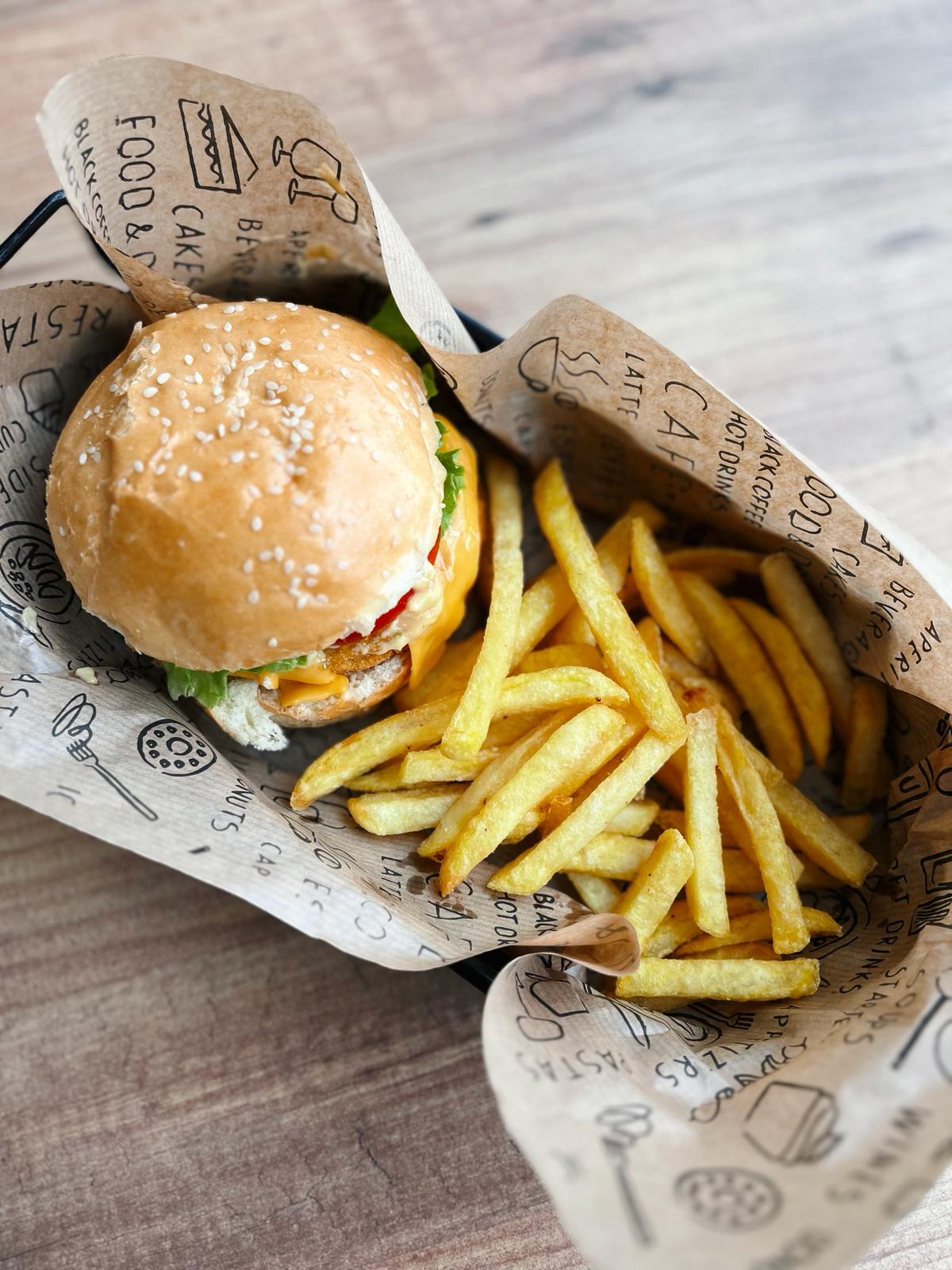 Tavuk Burger + Patates