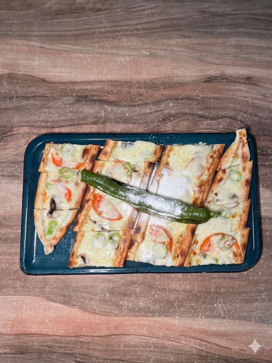 Özgenler Special Pide (2)