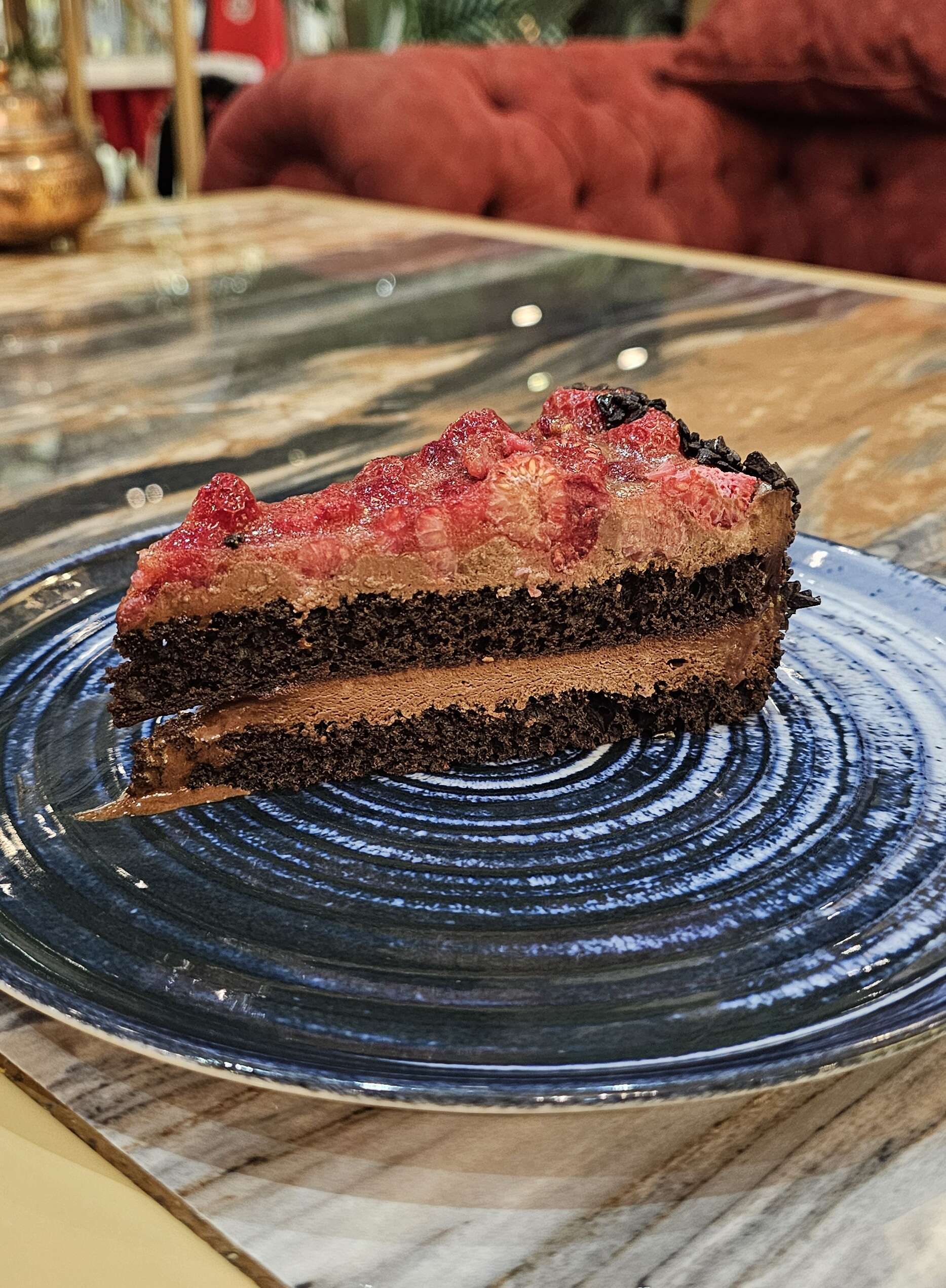 Raspberry and chocolate cheesecake