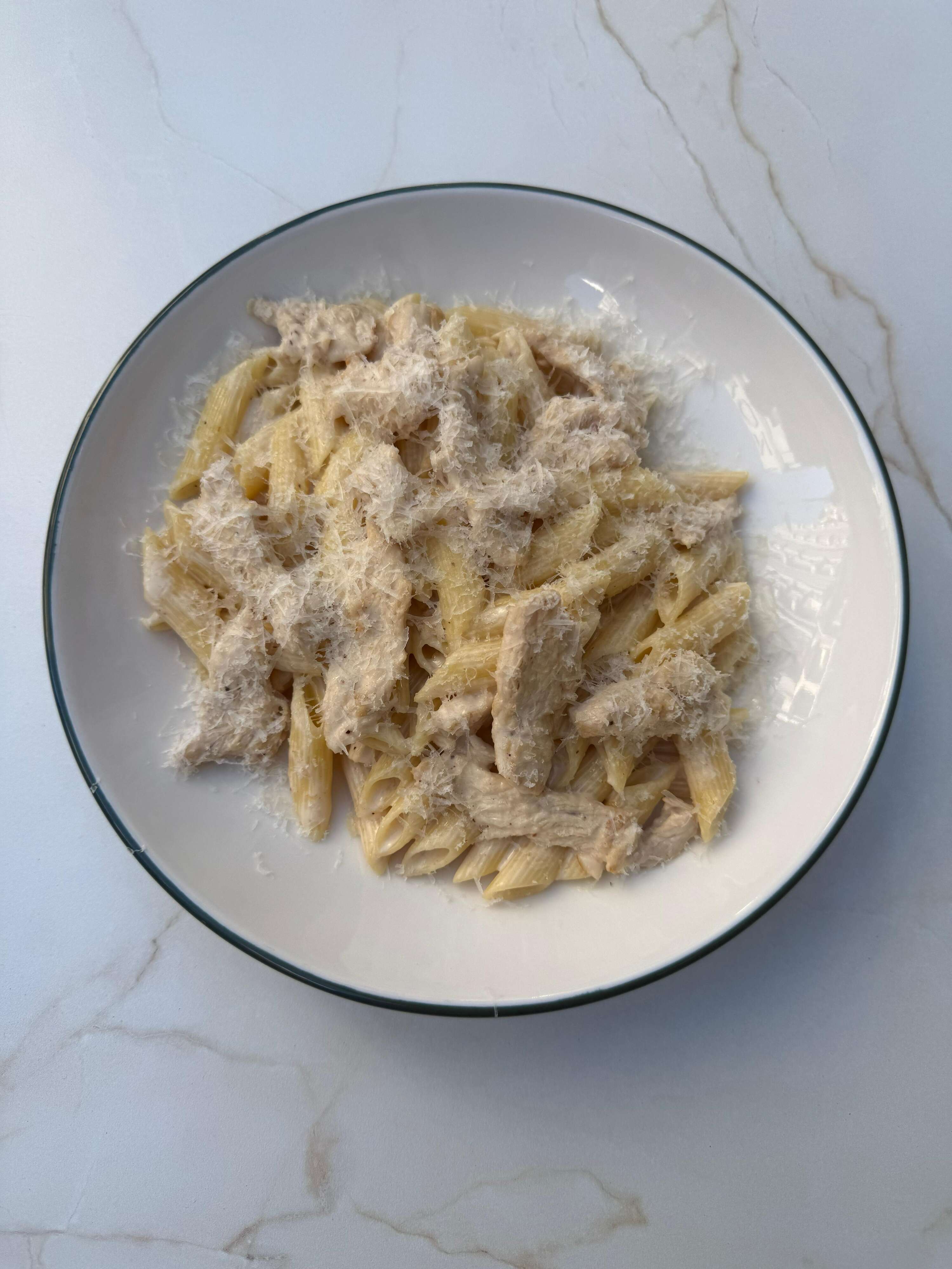 Tavuklu Penne Alfredo