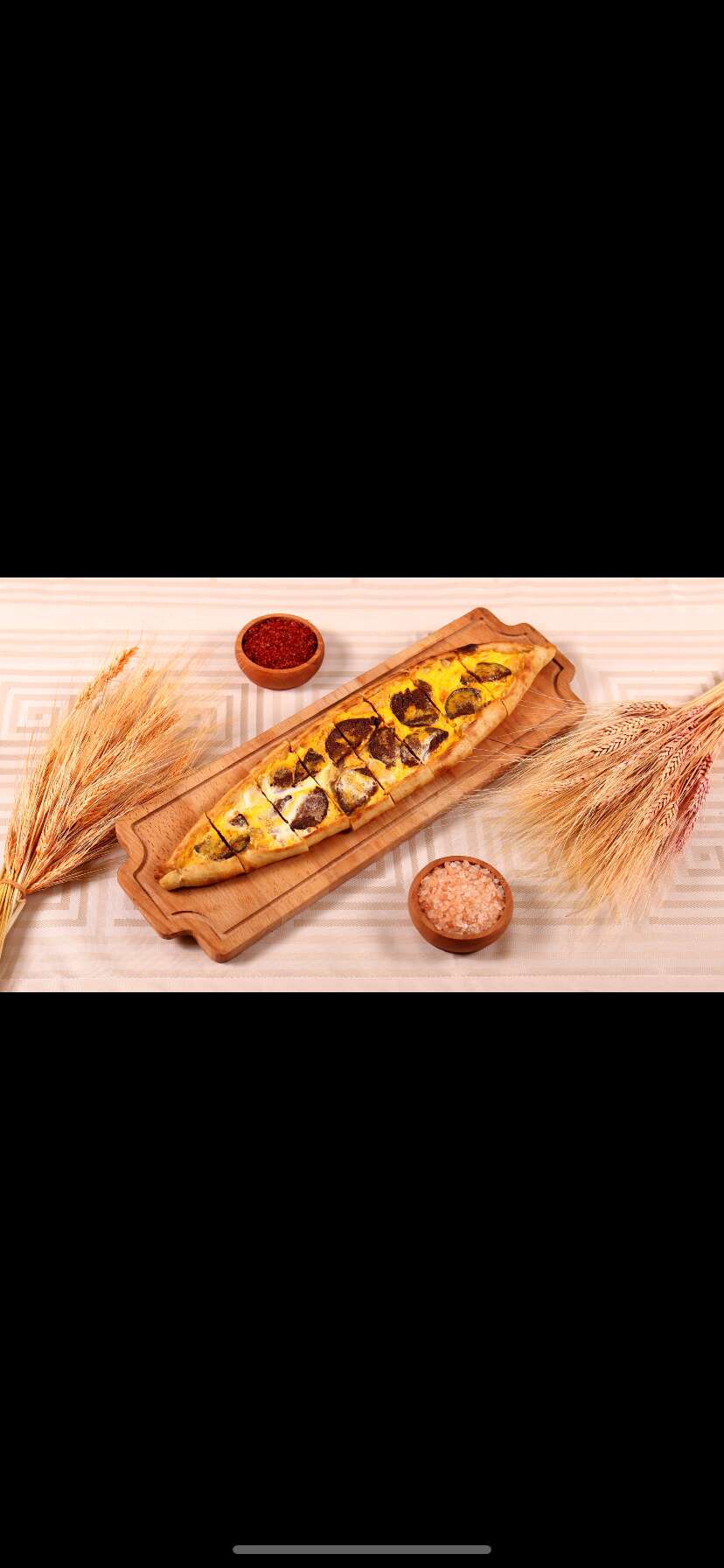 Sucuklu Yumurtalı Pide