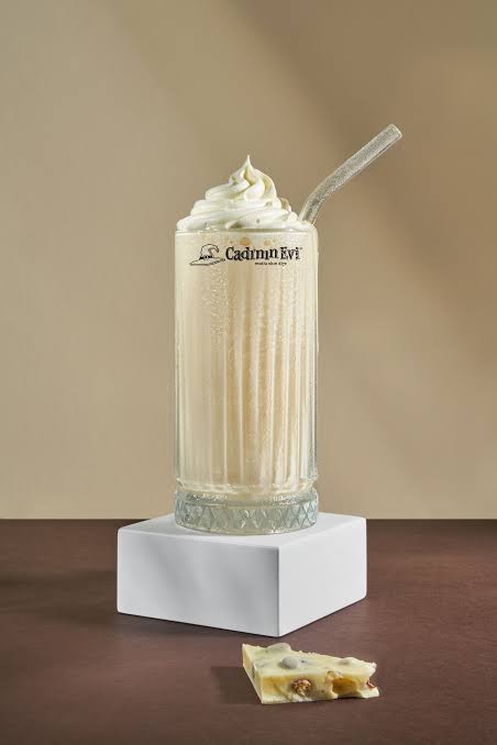 Vanilya Milkshake