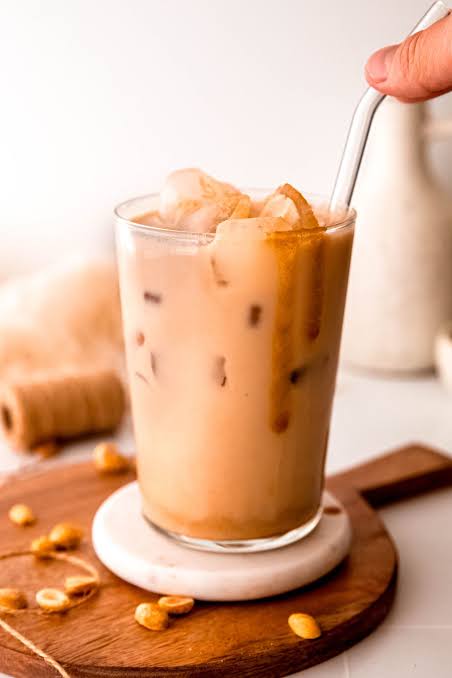 Iced Peanut Latte 