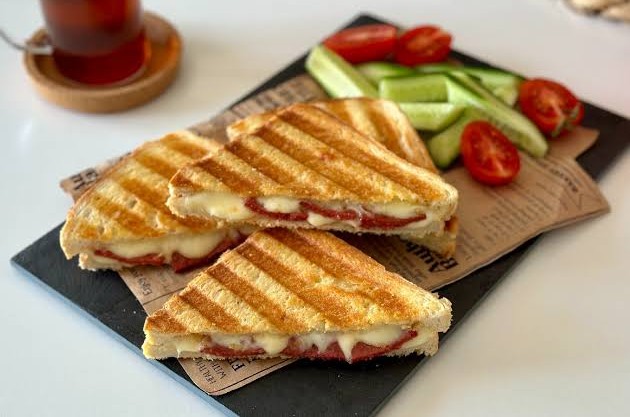 Karışık Tost